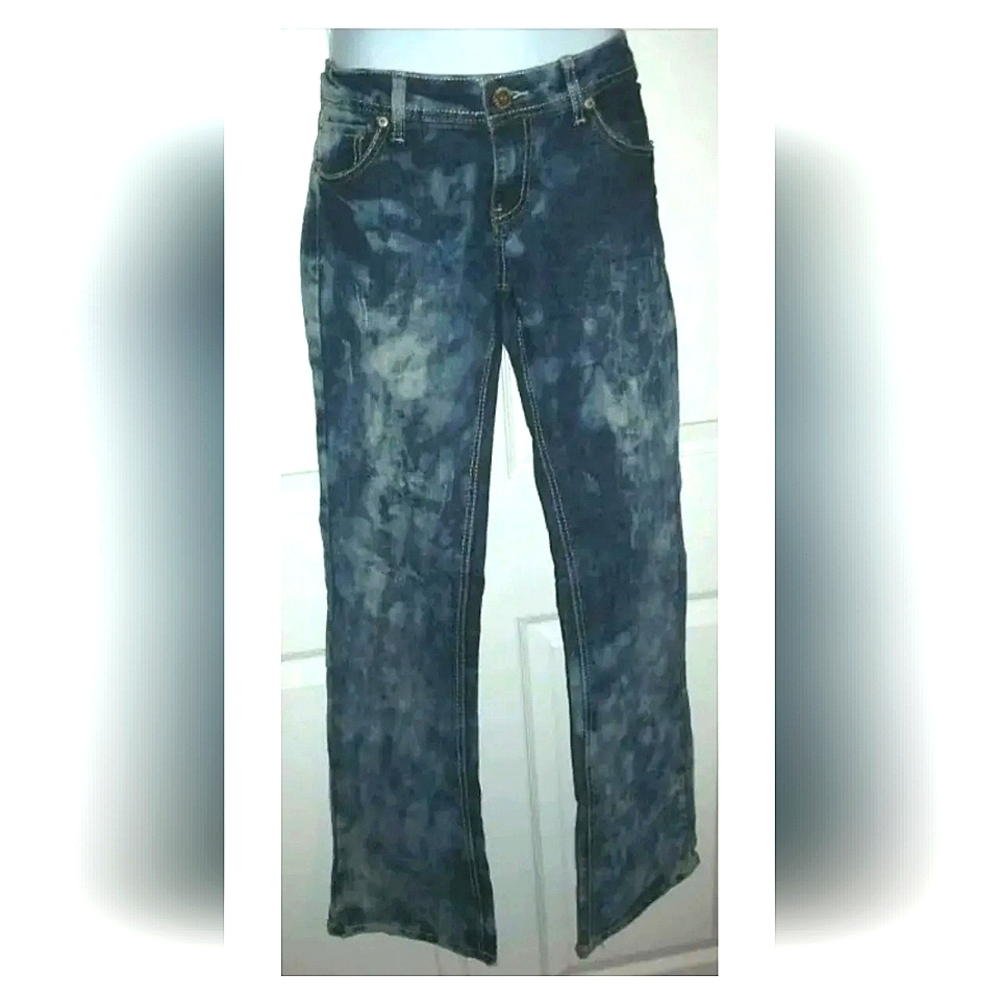 :*  New decoded womans distressed acid wash jeans sz 7
